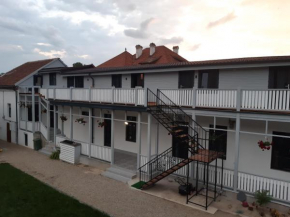 Casa J. Gusbeth